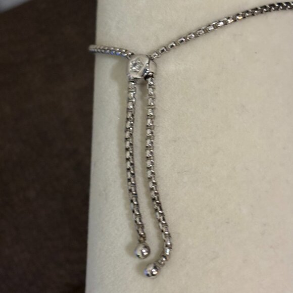 Diamond Heart Adjustable Sliding Chain on Bracelet - Picture 2 of 11